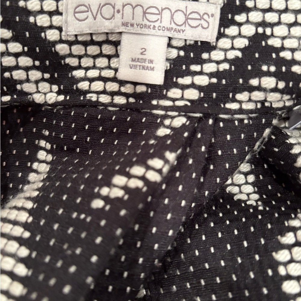 New York & Company Eva Mendez Black and White/Tan pleated skirt. - Picture 4 of 4